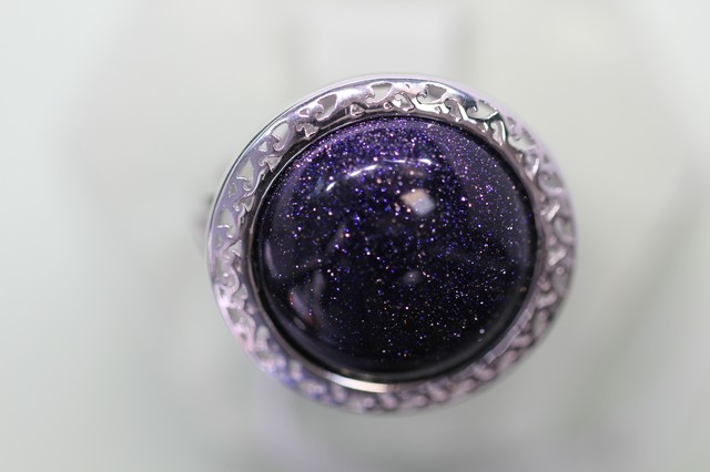 Серебряное кольцо с авантюрином синтетическим