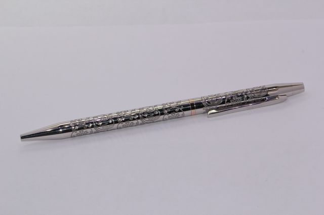 Серебряная ручка с фианитом