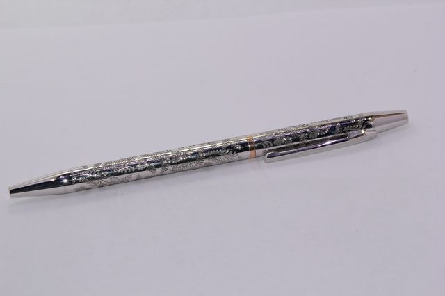Серебряная ручка с фианитом