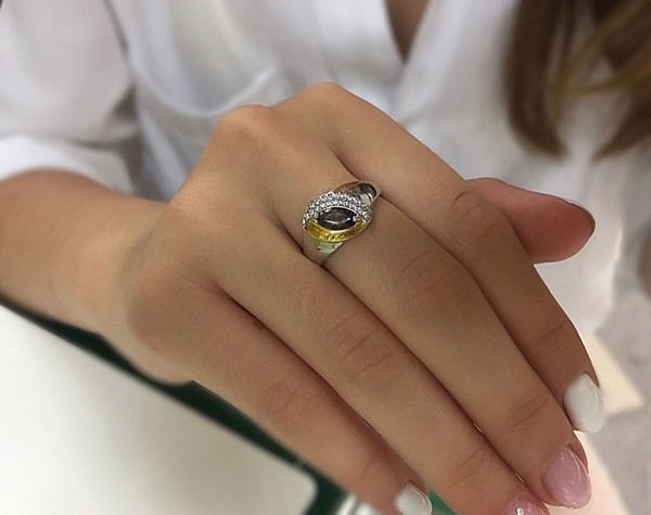 Серебряное кольцо с фианитом и раух-топазом