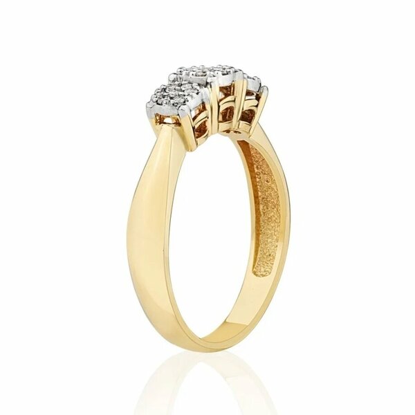 Золотое кольцо с&nbsp;бриллиантом