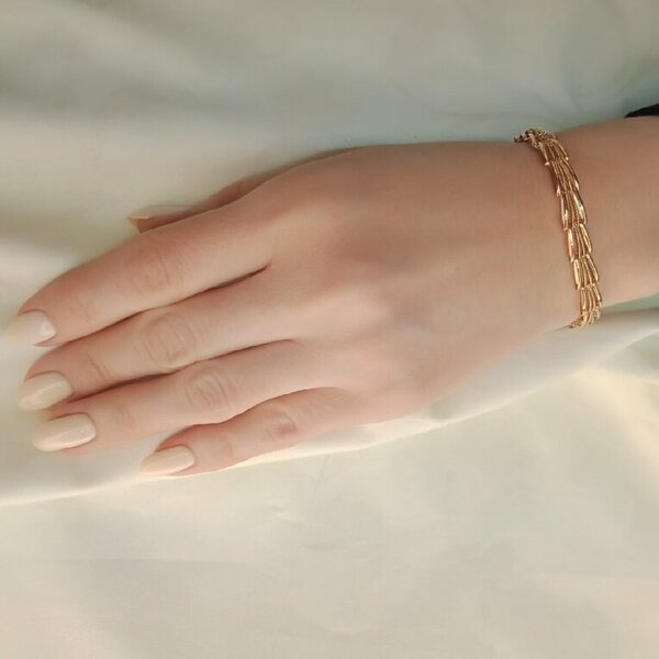 Золотой браслет без вставок