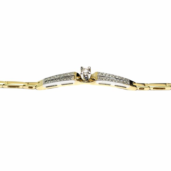 Золотой браслет с&nbsp;бриллиантом