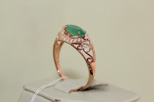 Серебряное кольцо с агатом зеленым и фианитом