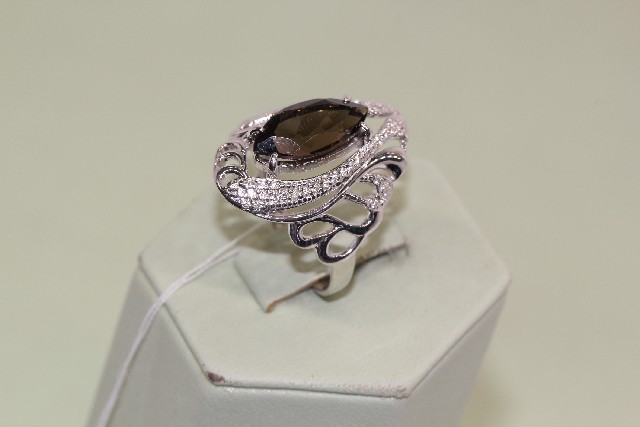 Серебряное кольцо с раух-топазом и фианитом