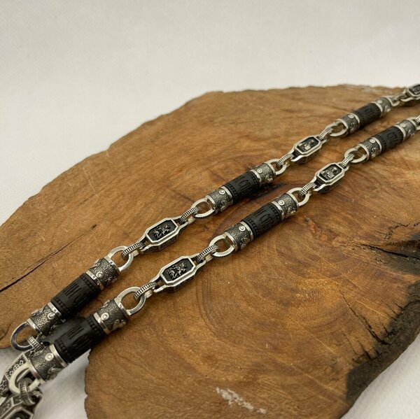 Серебряная цепь с&nbsp;деревом