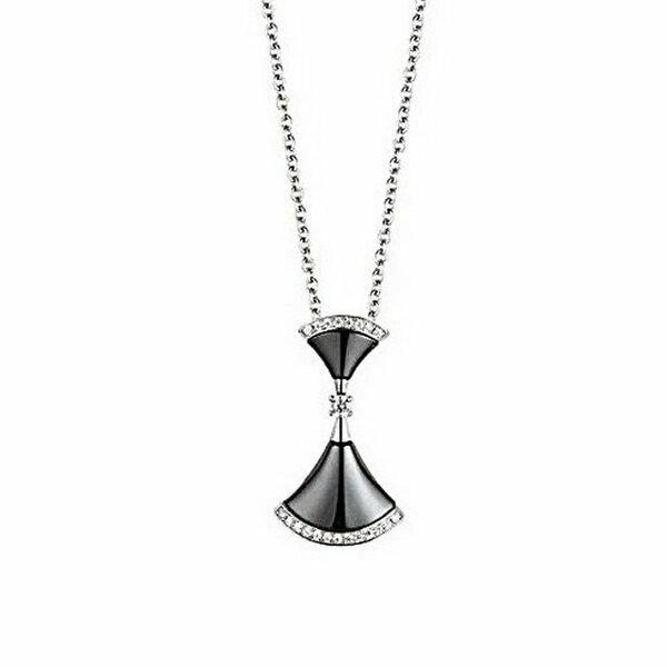 Серебряное колье с&nbsp;фианитом