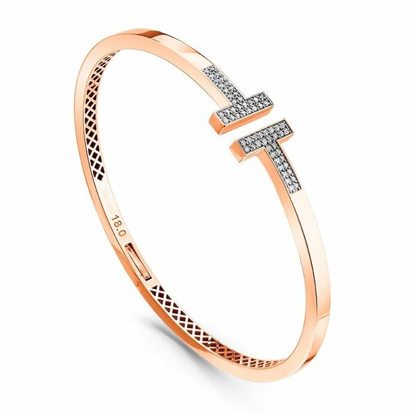 Золотой браслет с бриллиантом