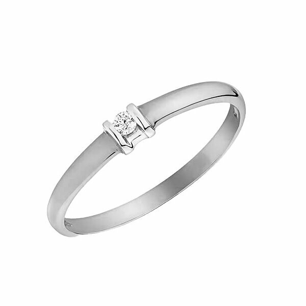 Золотое обручальное кольцо с&nbsp;бриллиантом