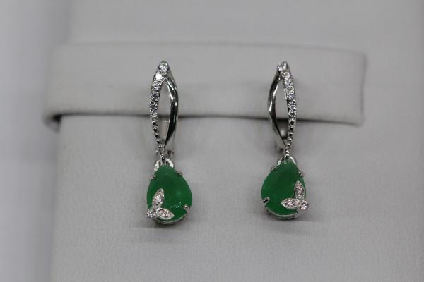 Серебряные серьги с фианитом