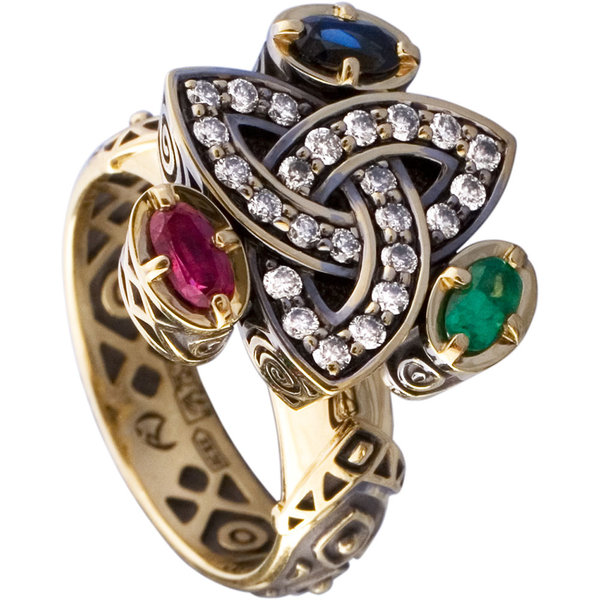 Золотое кольцо с бриллиантом, сапфиром, рубином и изумрудом