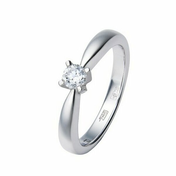 Золотое кольцо с бриллиантом