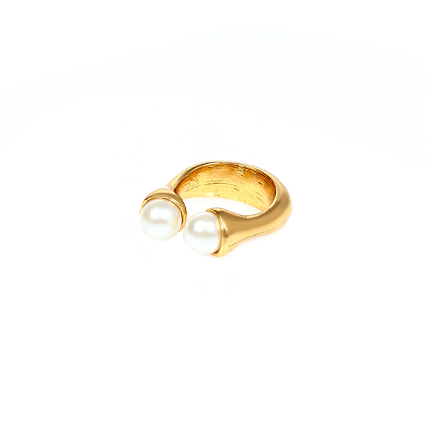 Кольцо из ювелирного сплава с жемчугом пресноводным и позолотой