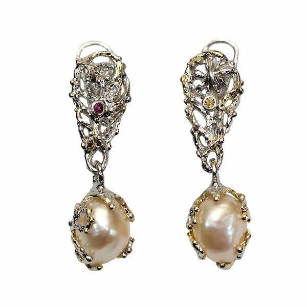 Серебряные серьги с&nbsp;цитрином, родолитом, жемчугом пресноводным и&nbsp;бриллиантом