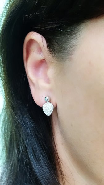 Купить Серебряные серьги с ювелирным стеклом Серебряные серьги с ювелирным стеклом