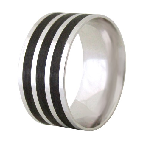 Серебряное кольцо с карбоном