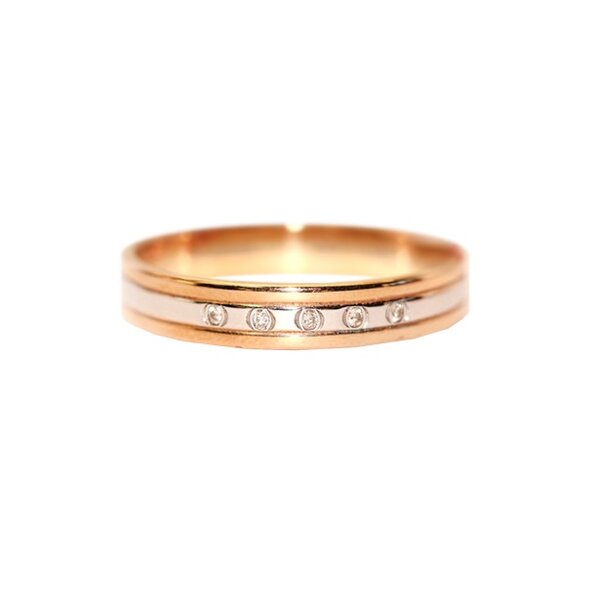 Золотое обр.кольцо с бриллиантом
