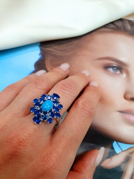 Серебряное кольцо с&nbsp;фианитом и&nbsp;бирюзой искусственной