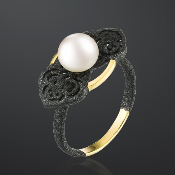 Серебряное кольцо с эмалью и жемчугом культивированным