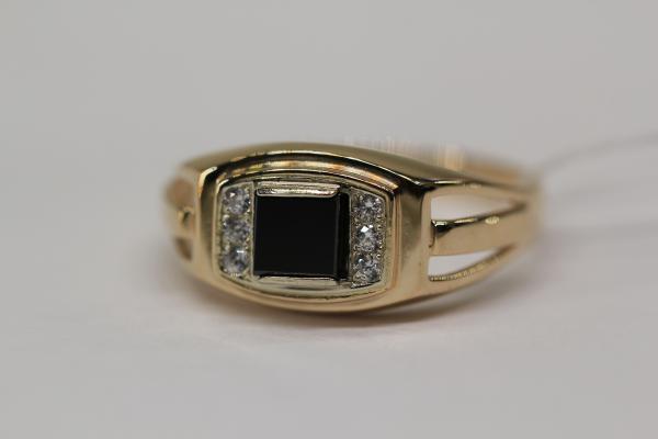 93713