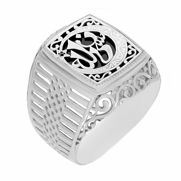 Серебряная печатка с&nbsp;фианитом