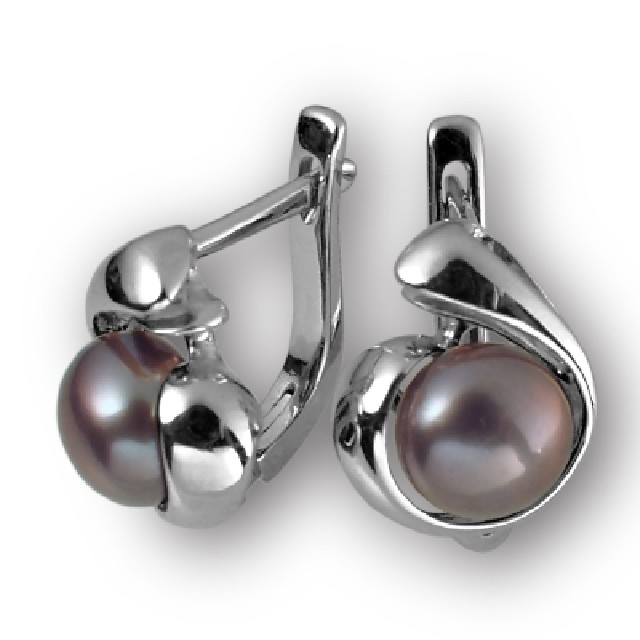 Серебряные серьги с&nbsp;жемчугом