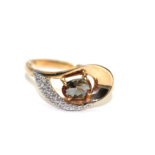 Золотое кольцо с фианитом и султанитом