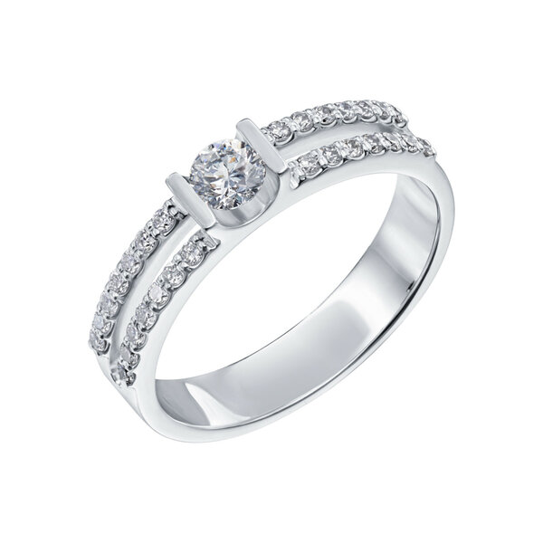 Золотое кольцо с&nbsp;бриллиантом