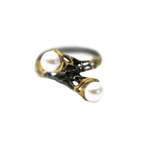 Серебряное кольцо с позолотой и жемчугом