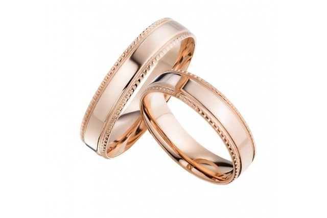 Золотое обручальное кольцо с&nbsp;безвставками