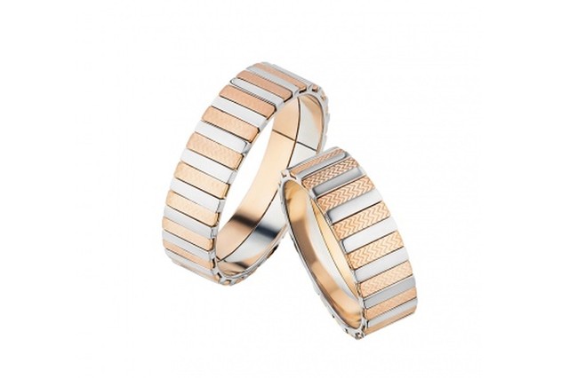 Золотое обручальное кольцо с&nbsp;безвставками