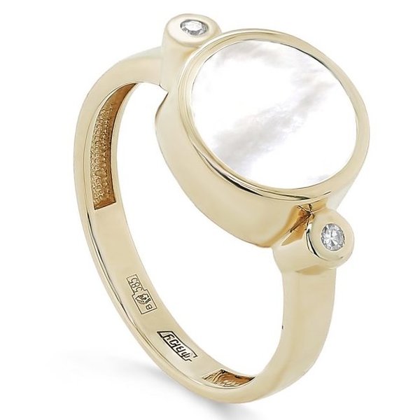 Золотое кольцо с перламутром и бриллиантом