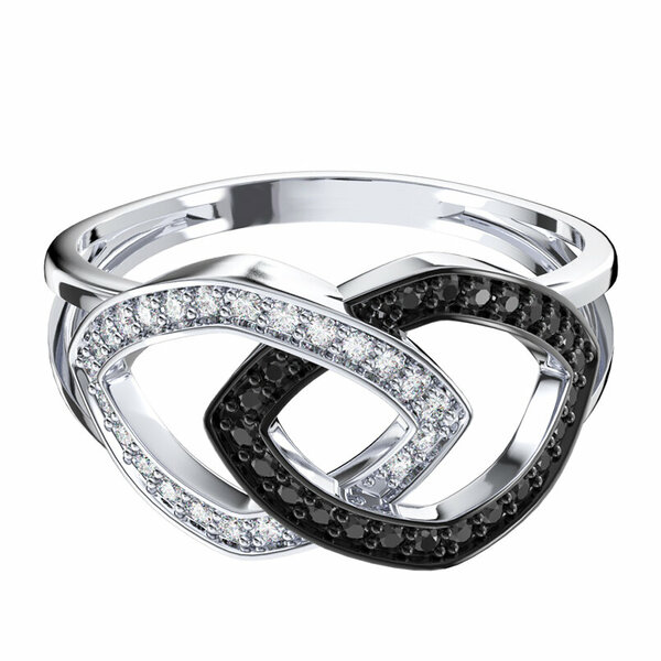 Серебряное кольцо с фианитом