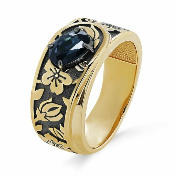 Золотое кольцо с бриллиантом и сапфиром