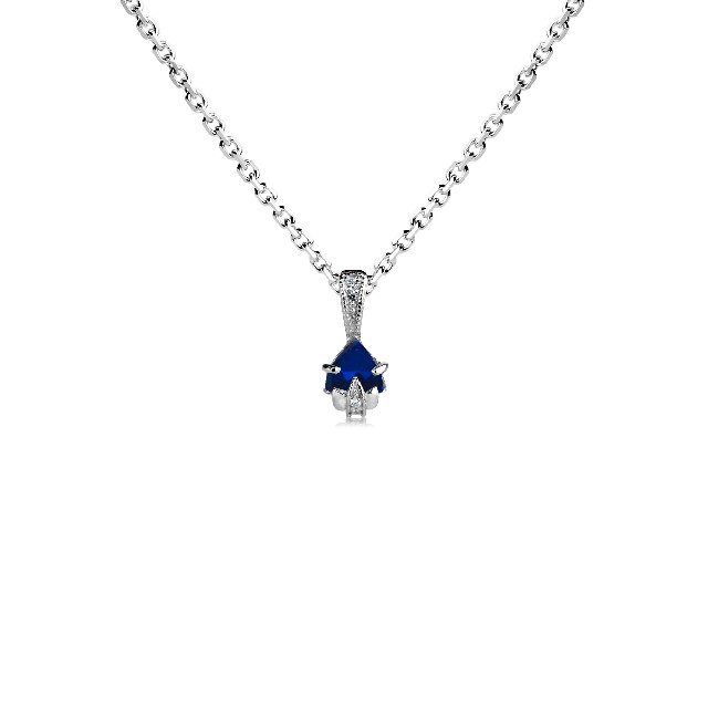 Серебряная подвеска с&nbsp;сапфиром