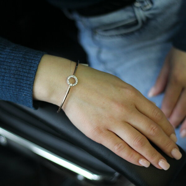 Золотой браслет с&nbsp;фианитом